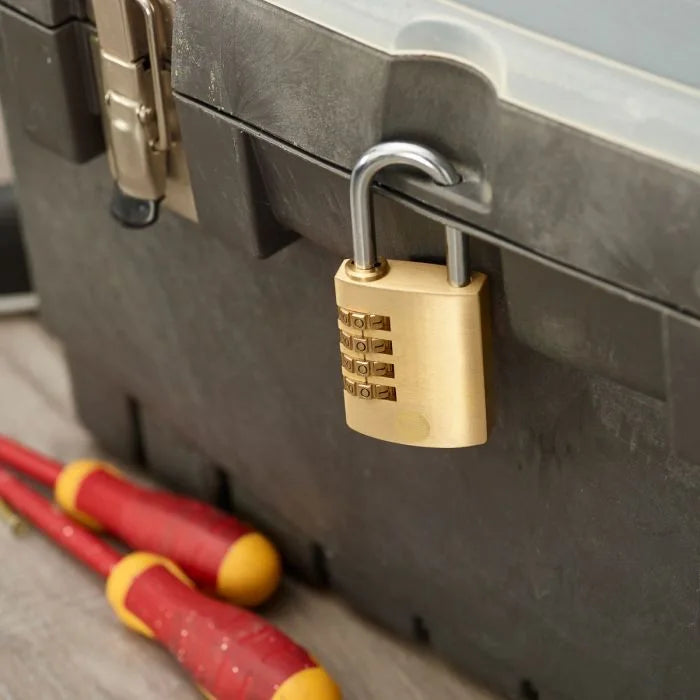 YALE Combination Padlock 40mm Brass